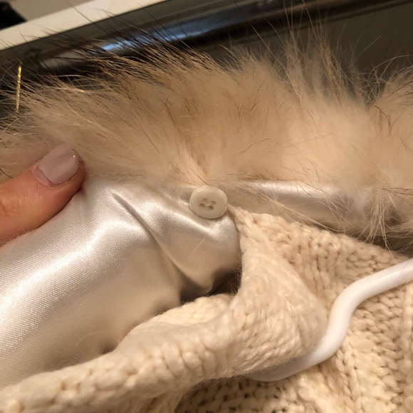 Alice and Olivia never worn sweater- real fur - Picture 7 of 8